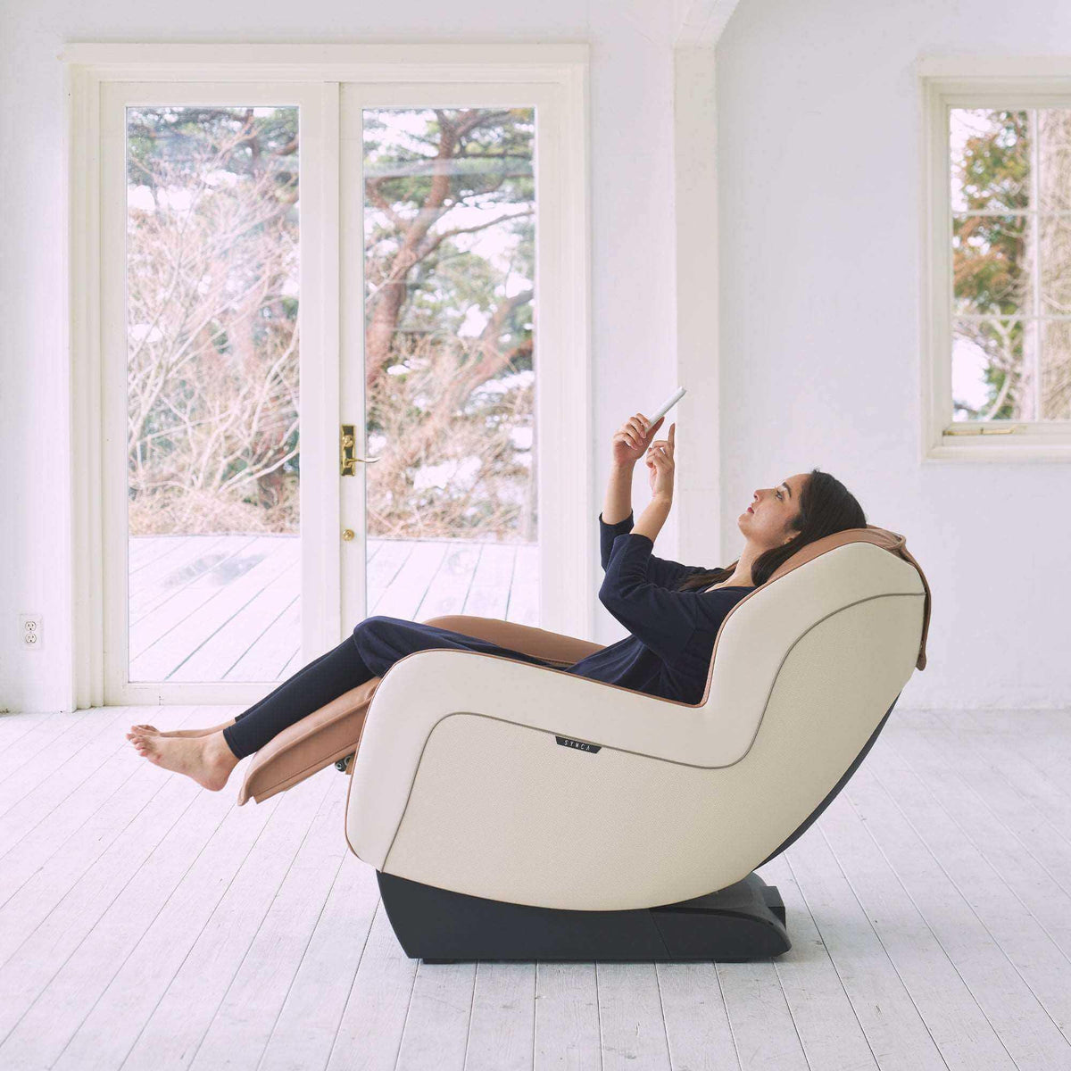 Circ+ Zero Gravity SL Track Heated Massage Chair