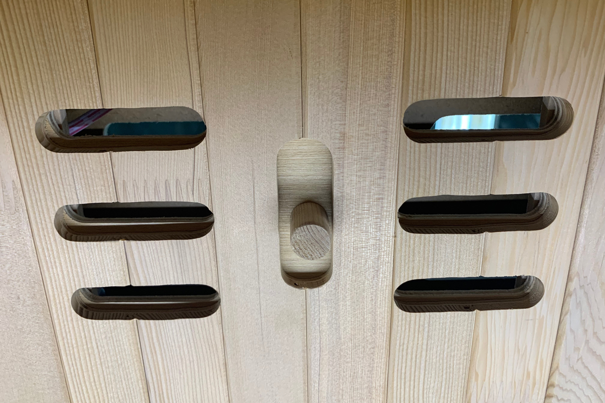 Two-Person Full-Spectrum Infrared Sauna with Red Light
